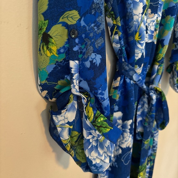 Laundry by Shelli Segal Blue Floral Shirt Dress with Belt Size 12 - Picture 4 of 6